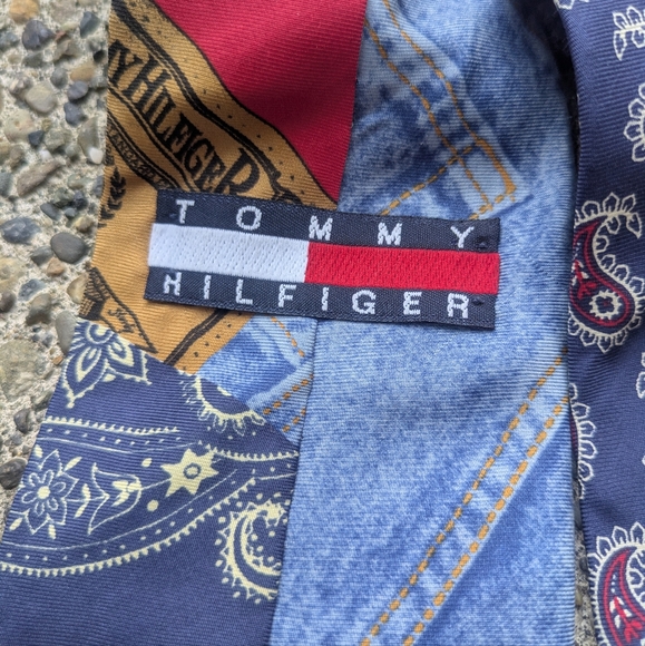Tommy Hilfiger Vintage Bandana Denim Print Italian Silk Tie - Picture 4 of 6